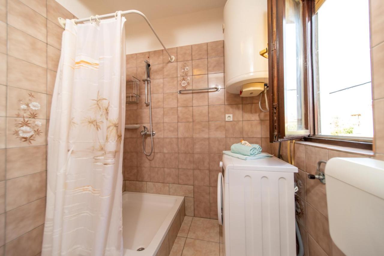 Apartmani Centar Palit Exterior foto
