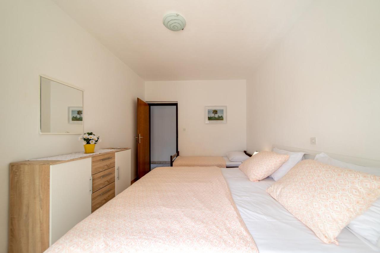 Apartmani Centar Palit Exterior foto