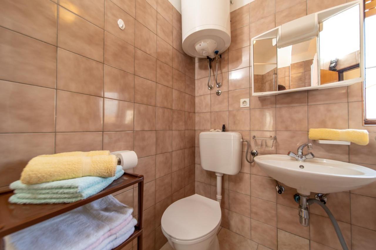 Apartmani Centar Palit Exterior foto