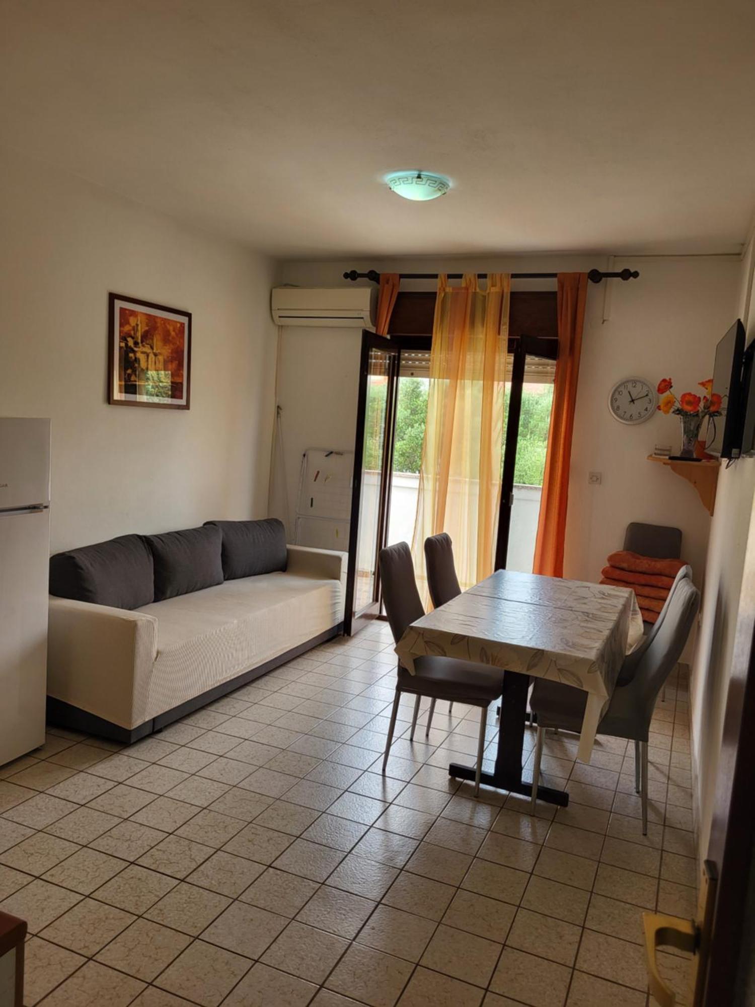 Apartmani Centar Palit Exterior foto