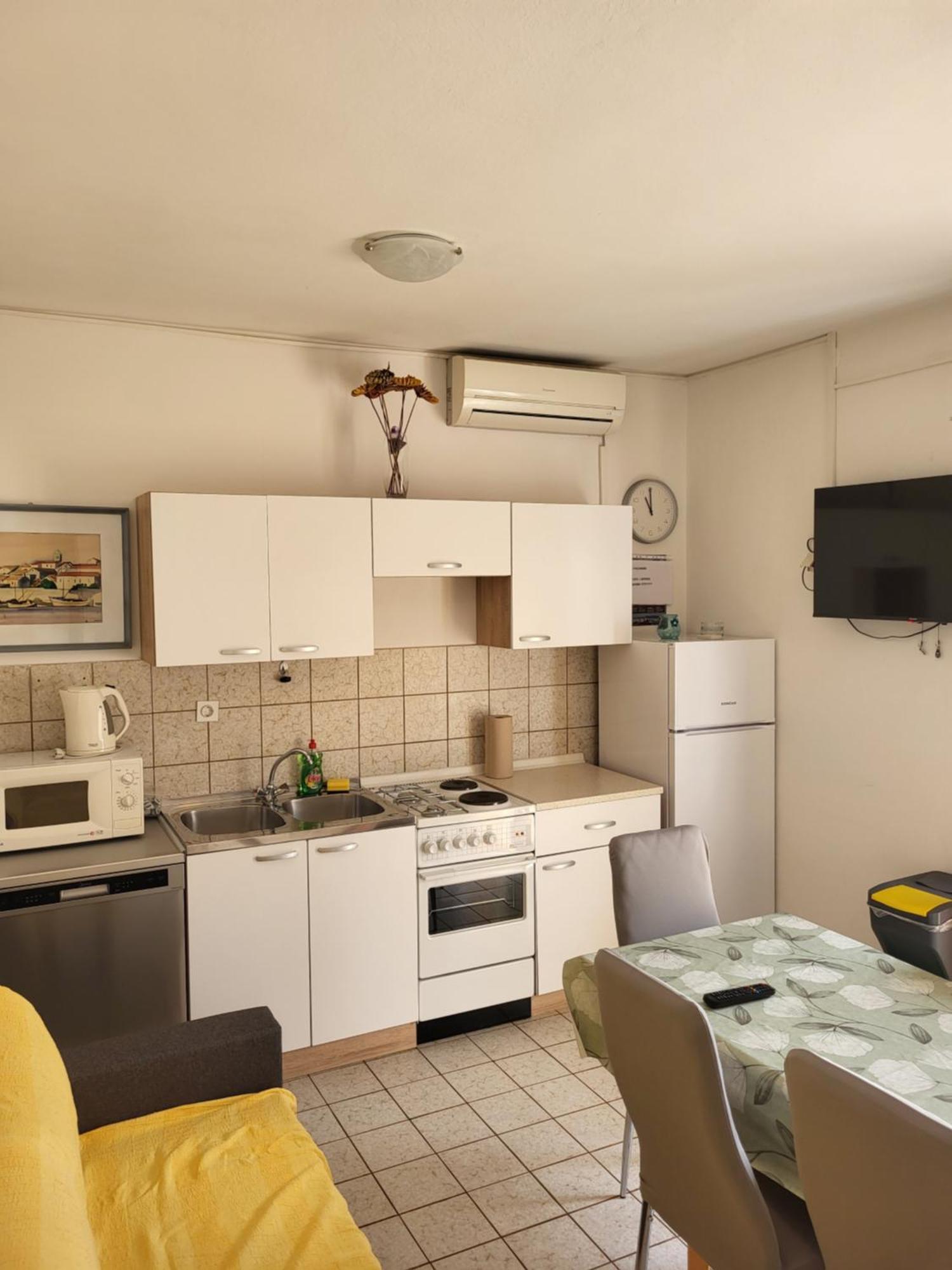 Apartmani Centar Palit Exterior foto